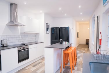 9 bed house, Raymond Street, Garden lane area, Chester, CH14EL - Image 2