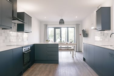 8 bed flat, Bouverie street, Near university, Chester, CH14HF - Image 1