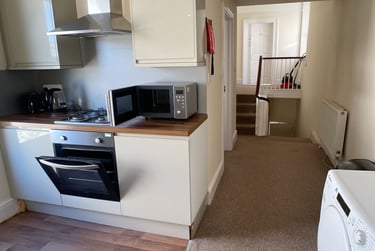 3 bed house, Hill Park Crescent, North hill, Plymouth, PL48JP - Image 3