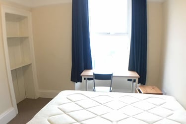 3 bed house, Hill Park Crescent, North hill, Plymouth, PL48JP - Image 6