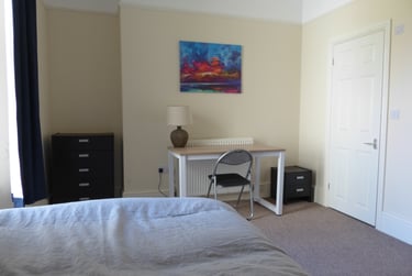 2 bed house, Hill Park Crescent, Greenbank, Plymouth, PL48JP - Image 8