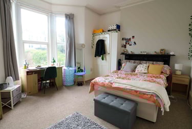 9 bed house, Alexandra Road, Mutley, Plymouth, PL47EE - Image 2