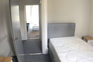 1 bed house, Ermington Terrace, Mutley, Plymouth, PL46GQ - Image 5