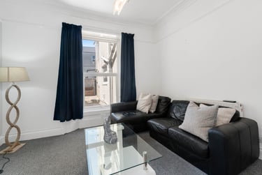 7 bed house, Prospect street, Lipson, Plymouth, PL48NY - Image 2