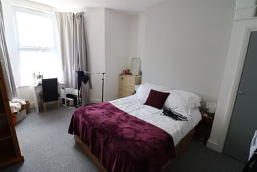 2 bed flat, Mildmay Street, Greenbank, Plymouth, PL48NE - Image 3