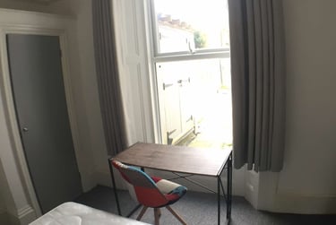 1 bed house, Ermington Terrace, Mutley, Plymouth, PL46GQ - Image 6