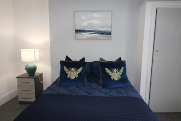 2 bed flat, Prospect Street, Greenbank, Plymouth, PL48NY - Image 2