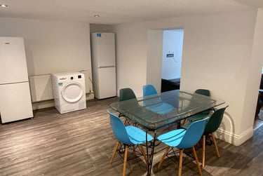 9 bed house, Alexandra Road, Central, Plymouth, PL47EF - Image 3