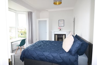 5 bed house, Greenbank Terrace, Greenbank, Plymouth, PL48QF - Image 2