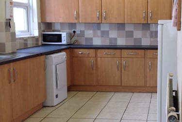 4 bed house, Allendale Road, Mutley, Plymouth, PL46JA - Image 2