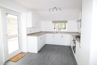 5 bed house, Greenbank Terrace, Greenbank, Plymouth, PL48QF - Image 1
