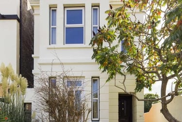 4 bed house, London Road, Kingsholme, Gloucester, GL13PB - Image 1