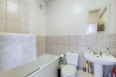 4 bed house, London Road, Kingsholme, Gloucester, GL13PB - Image 8