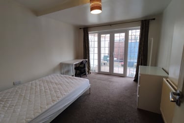 4 bed house, London Road, Kingsholme, Gloucester, GL13PB - Image 5