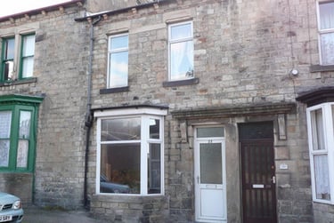 4 bed house, Railway Street, City Centre, Lancaster, LA14XA - Image 1