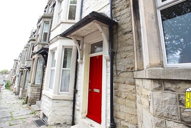 5 bed house, St. Oswald Street, City Centre, Lancaster, LA13AS - Image 1