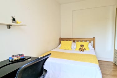 6 bed house, Villas Court, City Centre, Lancaster, LA11TR - Image 2