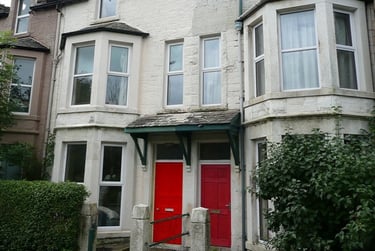 6 bed house, Hubert Place, City Centre, Lancaster, LA15PF - Image 1