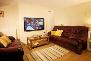5 bed house, Dumbarton Road, City Centre, Lancaster, LA13BX - Image 2