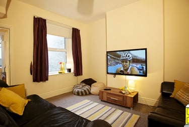6 bed house, Dale Street, City Centre, Lancaster, LA13AP - Image 2