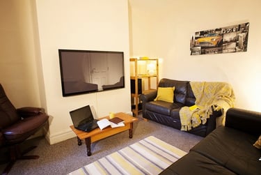 6 bed house, Dale Street, City Centre, Lancaster, LA13AP - Image 2