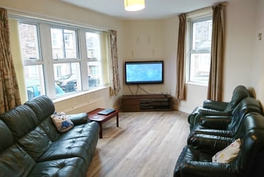 6 bed house, Gregson Road, City Centre, Lancaster, LA13DH - Image 2