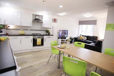 6 bed house, New Road, City Centre, Lancaster, LA11EZ - Image 2