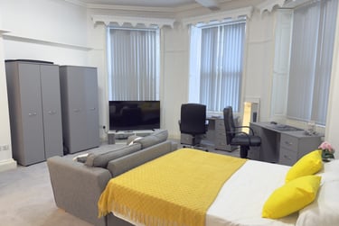 1 bed studio, Queen Square, City Centre, Lancaster, LA11RN - Image 2