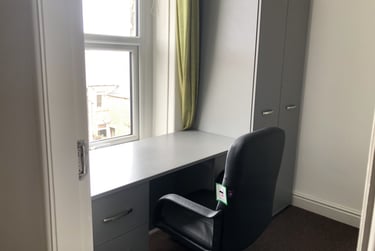 5 bed house, Meadow Street, City Centre, Lancaster, LA15PH - Image 2