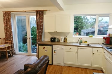 4 bed house, Parkfield Drive, City Centre, Lancaster, LA14BU - Image 3