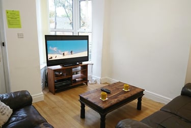 4 bed house, Park Square, City Centre, Lancaster, LA13EH - Image 3