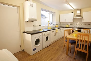 5 bed house, St. Oswald Street, City Centre, Lancaster, LA13AS - Image 3