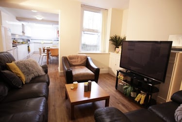 6 bed house, Portland Street, City Centre, Lancaster, LA11SY - Image 3