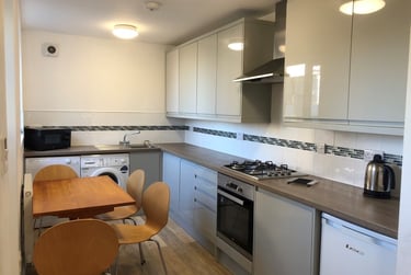 4 bed house, Kirkes Road, City Centre, Lancaster, LA13DW - Image 3