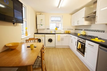 5 bed house, Bowerham Road, City Centre, Lancaster, LA14AA - Image 3