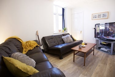 6 bed flat, Westham Street, City Centre, Lancaster, LA13AU - Image 1