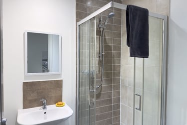 1 bed studio, Westbourne Road, City Centre, Lancaster, LA15DB - Image 3