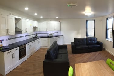 7 bed flat, Station Road, City Centre, Lancaster, LA15SJ - Image 4