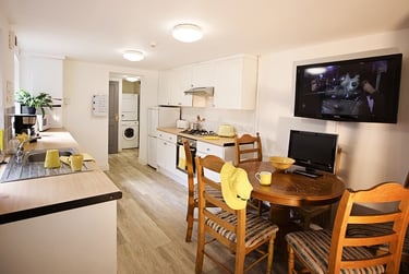 6 bed house, Golgotha Road, Scotforth, Lancaster, LA13AA - Image 4