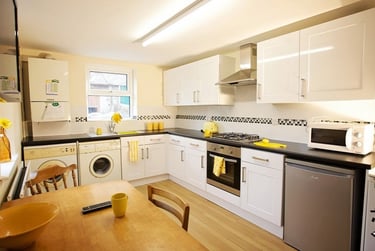 5 bed house, Bowerham Road, City Centre, Lancaster, LA14AA - Image 4