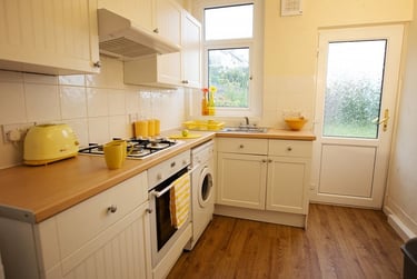 4 bed house, St. Pauls Road, Scotforth, Lancaster, LA14SS - Image 5