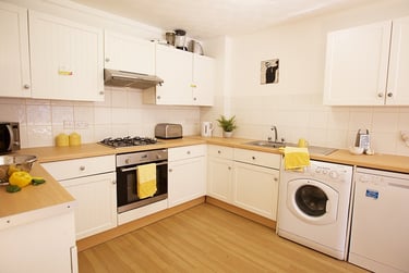 6 bed flat, Westham Street, City Centre, Lancaster, LA13AU - Image 2