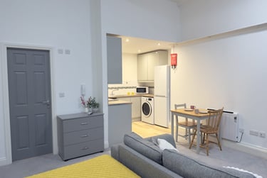 1 bed studio, Queen Square, City Centre, Lancaster, LA11RN - Image 12