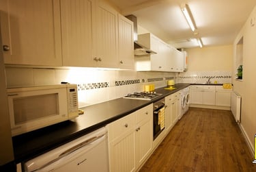 6 bed house, Lindow Square, City Centre, Lancaster, LA11SE - Image 6