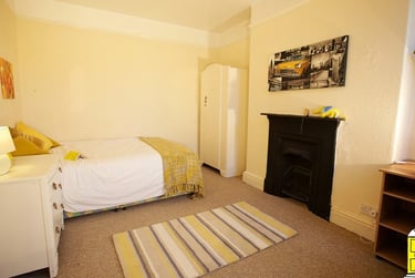 6 bed house, Dallas Road, City Centre, Lancaster, LA11TW - Image 9