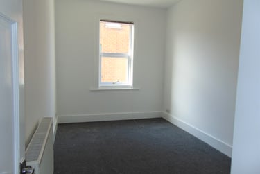 4 bed house, Highland Street, Southsea, Portsmouth, PO49NL - Image 4