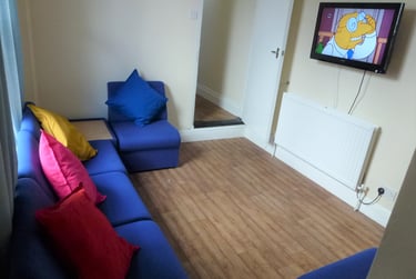 5 bed house, Francis Avenue, Southsea, Portsmouth, PO40HL - Image 1