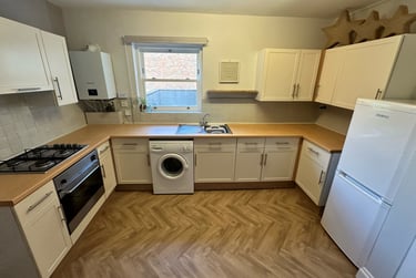 2 bed flat, St. Georges Square, University of Portsmouth, Portsmouth, PO13AR - Image 1