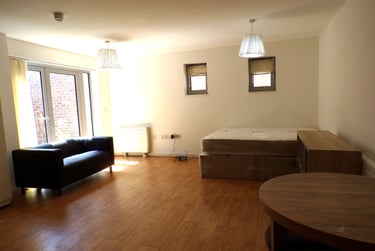 1 bed studio, Admiralty Road, University of portsmouth, Portsmouth, PO13GT - Image 5