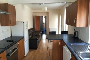 5 bed house, Hudson Road, University of Portsmouth, Portsmouth, PO51HD - Image 2